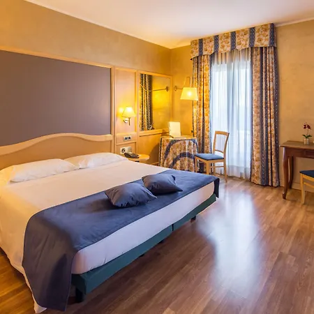 Western Luxor Szálloda Torino