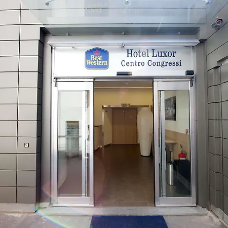 贝斯特韦斯特卢克索酒店 酒店