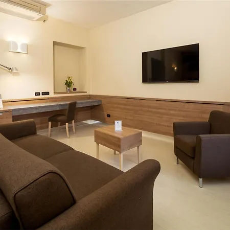 Western Luxor 4* Turijn