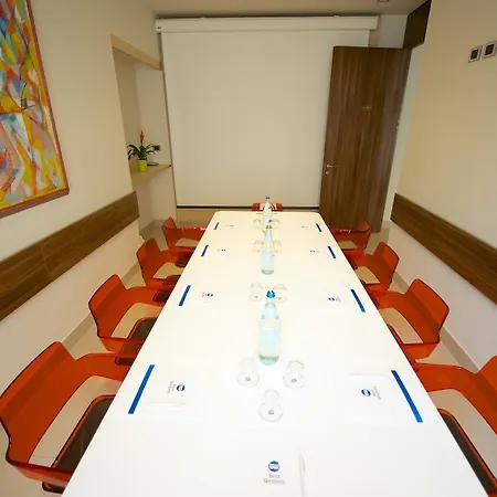 Western Luxor 4*
