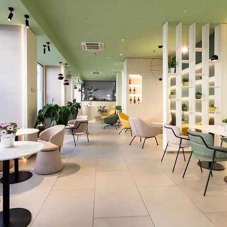 Ξενοδοχείο Western Luxor 4*