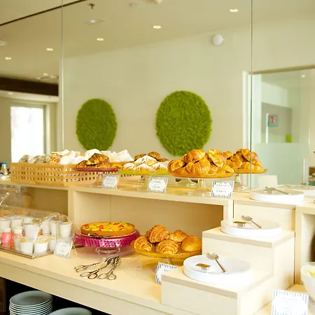 فندفق بِست ويستيرن الأقصر فندق