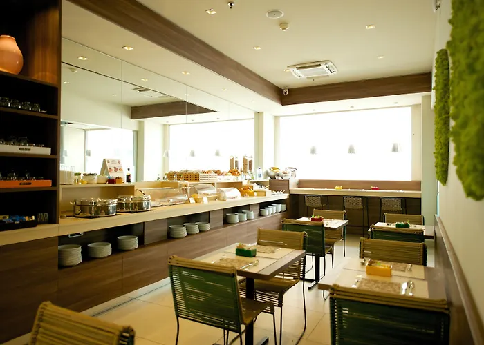 贝斯特韦斯特卢克索酒店 4* 都灵